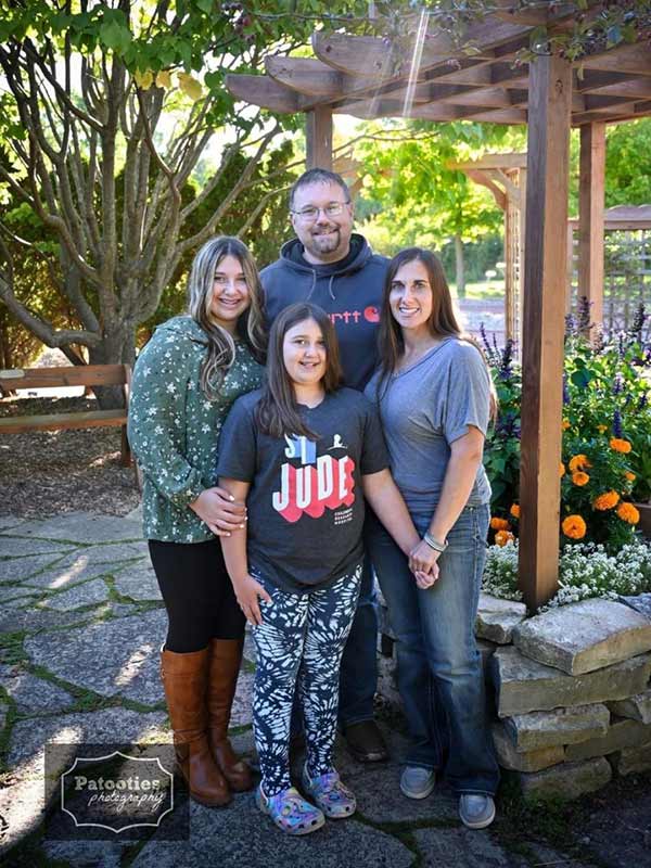 BT2K Roofing & Contracting team photo